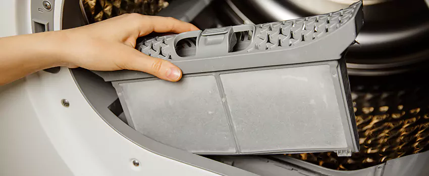 Signs Of A Clogged Dryer Lint Trap in Lacey, Washington